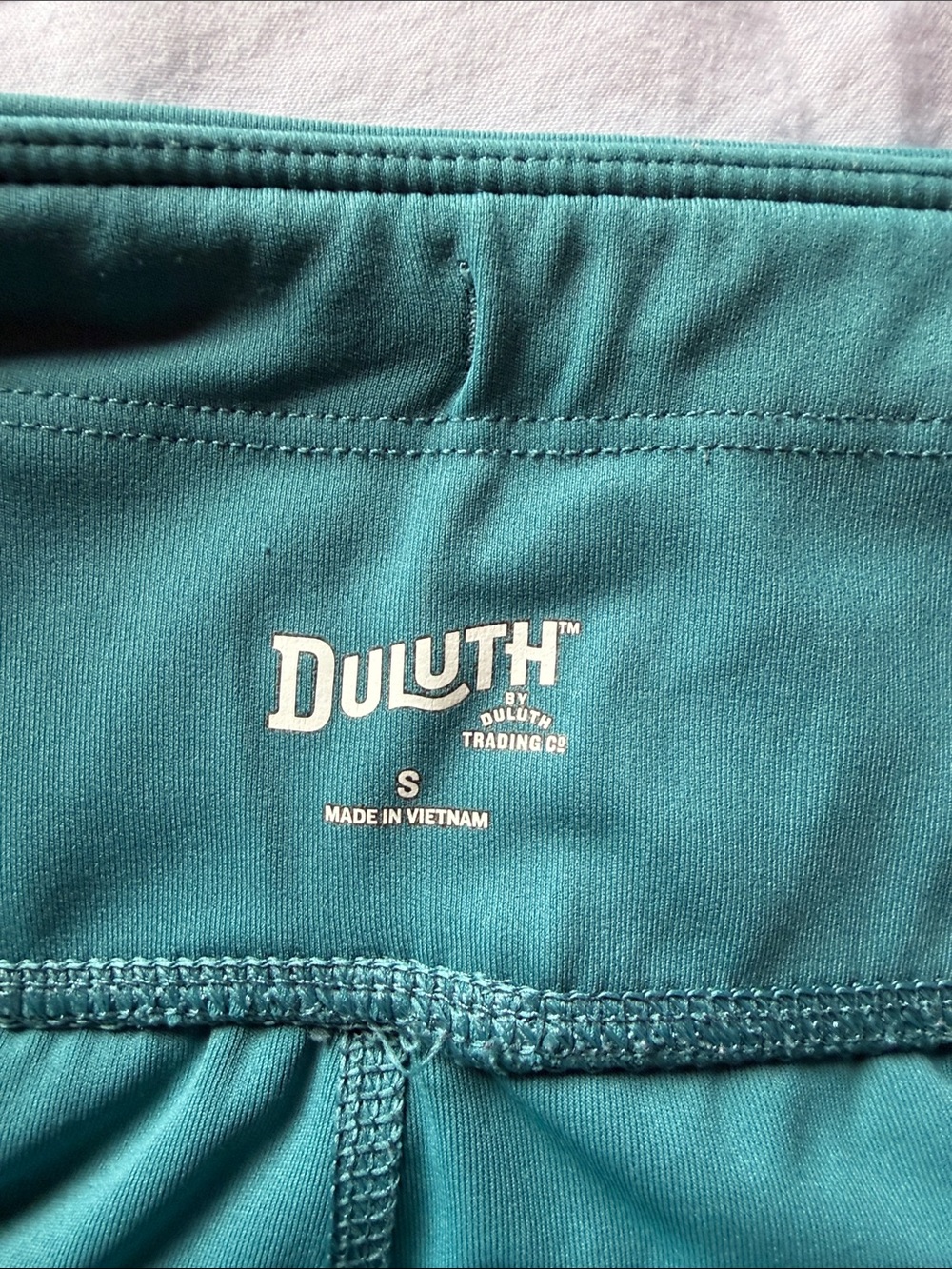 Duluth Trading Co. Teal Pocket Active Capri Leggings - Picture 3 of 4